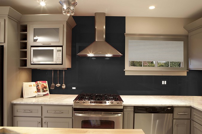 Ultra Black Backsplash