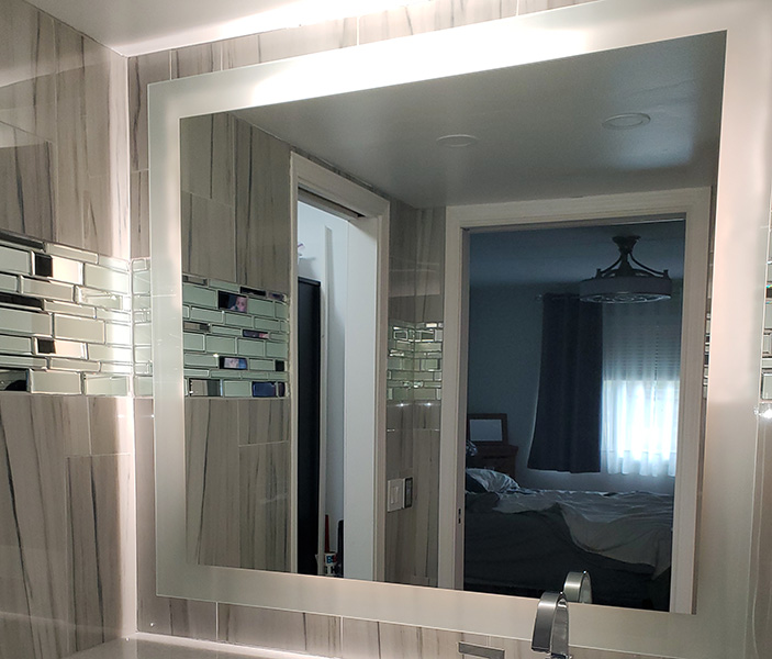 Chicago Glass Custom Bathroom Mirrors