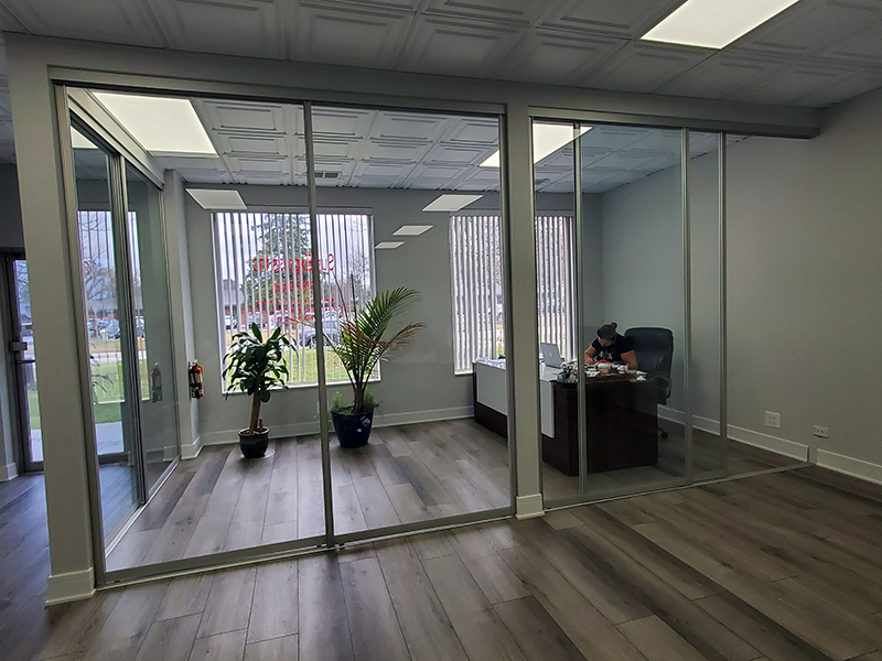 Chicago Glass Commercial Sliding Raumplus Systems