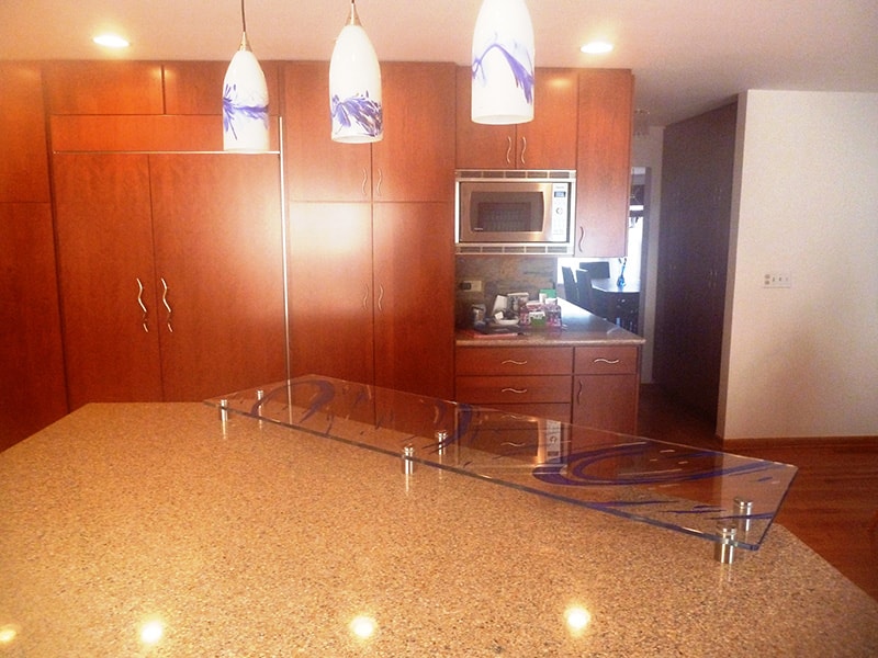Chicago Glass Tabletops, Shelving and Standoffs