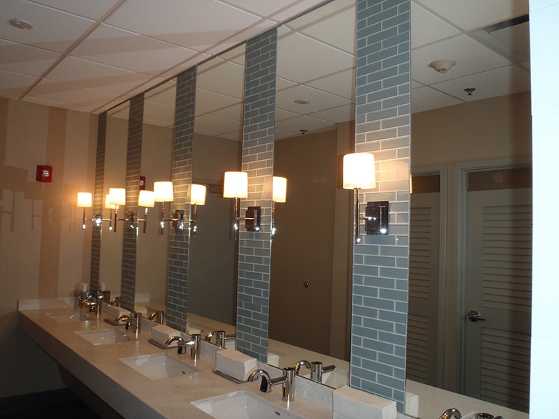Chicago Hotel Glass Shower Doors and Mirrors
