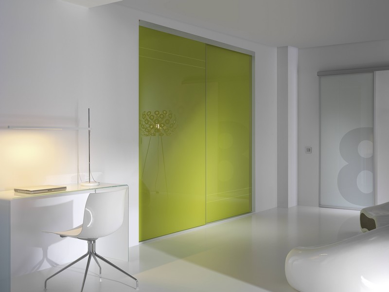 Chicago Glass Raumplus Dual Sided Door Systems